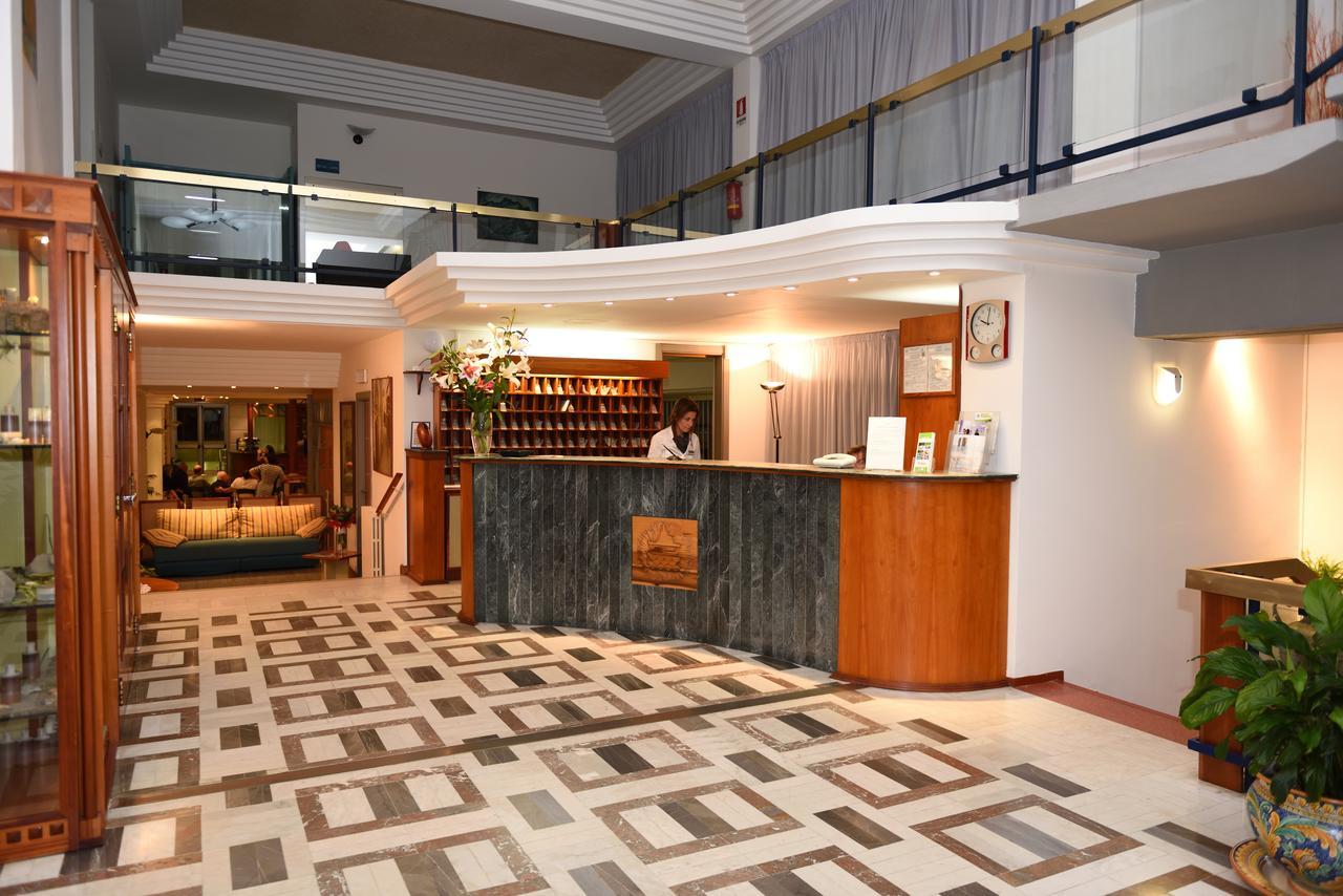 Grand Hotel Delle Terme Terme Luigiane Extérieur photo